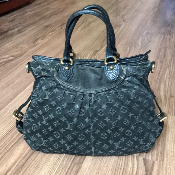 SOLD ‼️authentic Louis Vuitton denim shoulder bag - Picture 2 of 16